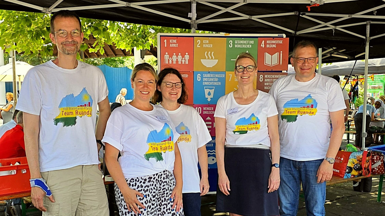 V. l. Michael Eckhardt, Angélique Fuhrmann, Martina Scherer, HöV-Direktorin Alice Schmidt und Ralf Schmorleiz.